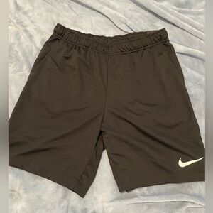 Men’s L Nike Shorts